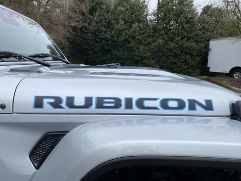 Used 2024 Jeep Wrangler Unlimited Rubicon 4xe image 42