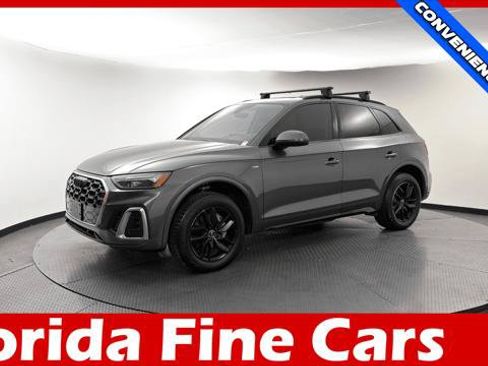 Used 2022 Audi Q5 2.0T Premium w/ Convenience Package AWD/4WD image 1