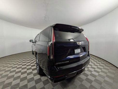 Used 2021 Cadillac Escalade ESV Sport Platinum image 15