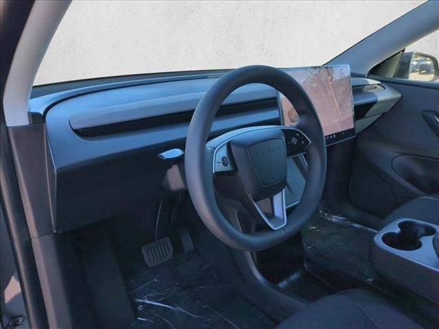 Used 2026 Tesla Model Y 2WD image 10