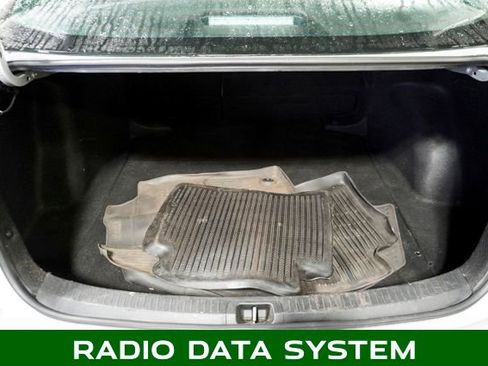 Used 2024 Toyota Corolla SE image 5