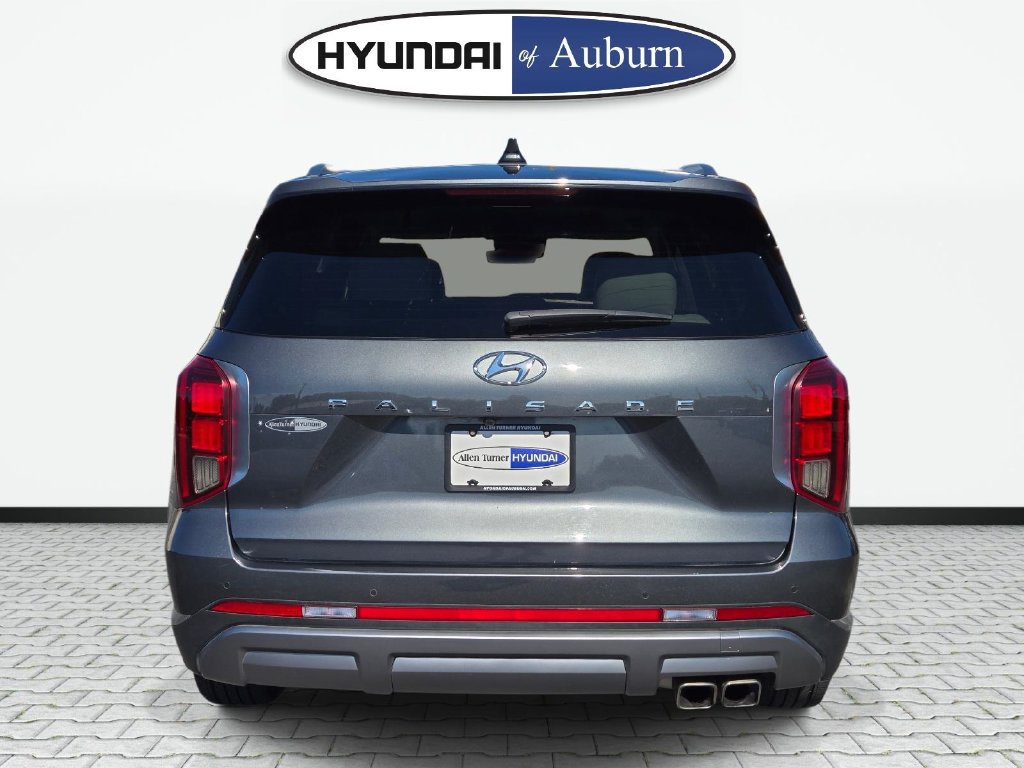 Used 2024 Hyundai Palisade Limited FWD image 6