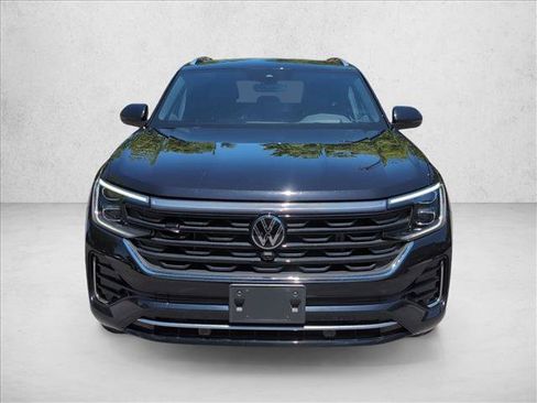 Used 2024 Volkswagen Atlas Cross Sport SEL Premium R-Line AWD/4WD image 2