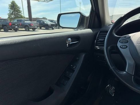 Used 2012 Nissan Altima 2.5 S w/ Special Edition Pkg FWD image 26