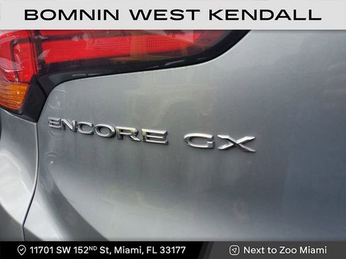 Used 2023 Buick Encore GX Select image 5