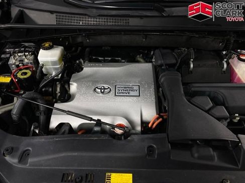 Used 2016 Toyota Highlander Limited Platinum AWD/4WD image 12