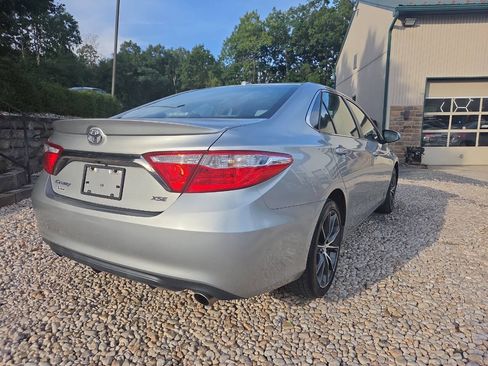 Used 2015 Toyota Camry XSE FWD image 6