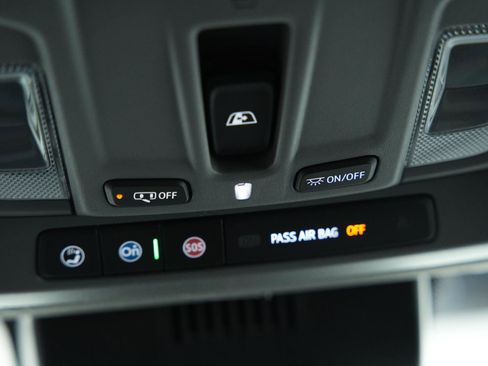 New 2026 GMC Sierra 1500 SLE image 38