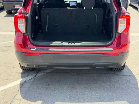 Used 2022 Ford Explorer XLT RWD image 33