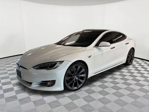 Used 2020 Tesla Model S Long Range AWD/4WD image 1