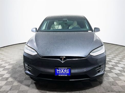 Used 2020 Tesla Model X Long Range image 3
