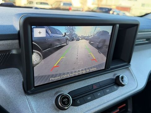 Used 2024 Ford Maverick XLT image 21