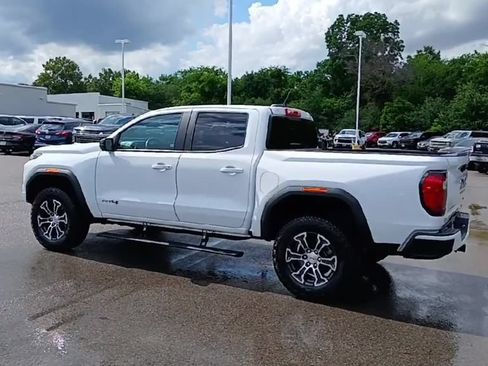 Used 2025 GMC Canyon AT4 w/ Technology Plus Package AWD/4WD image 6