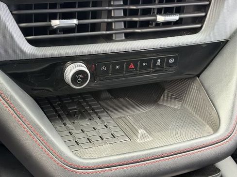 Used 2025 Ford Explorer ST AWD/4WD image 31
