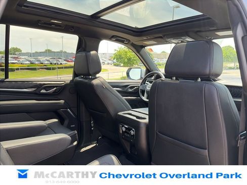 Used 2024 GMC Yukon Denali AWD/4WD image 38