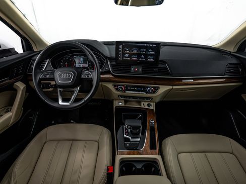 Certified 2023 Audi Q5 2.0T Premium w/ Convenience Package image 10