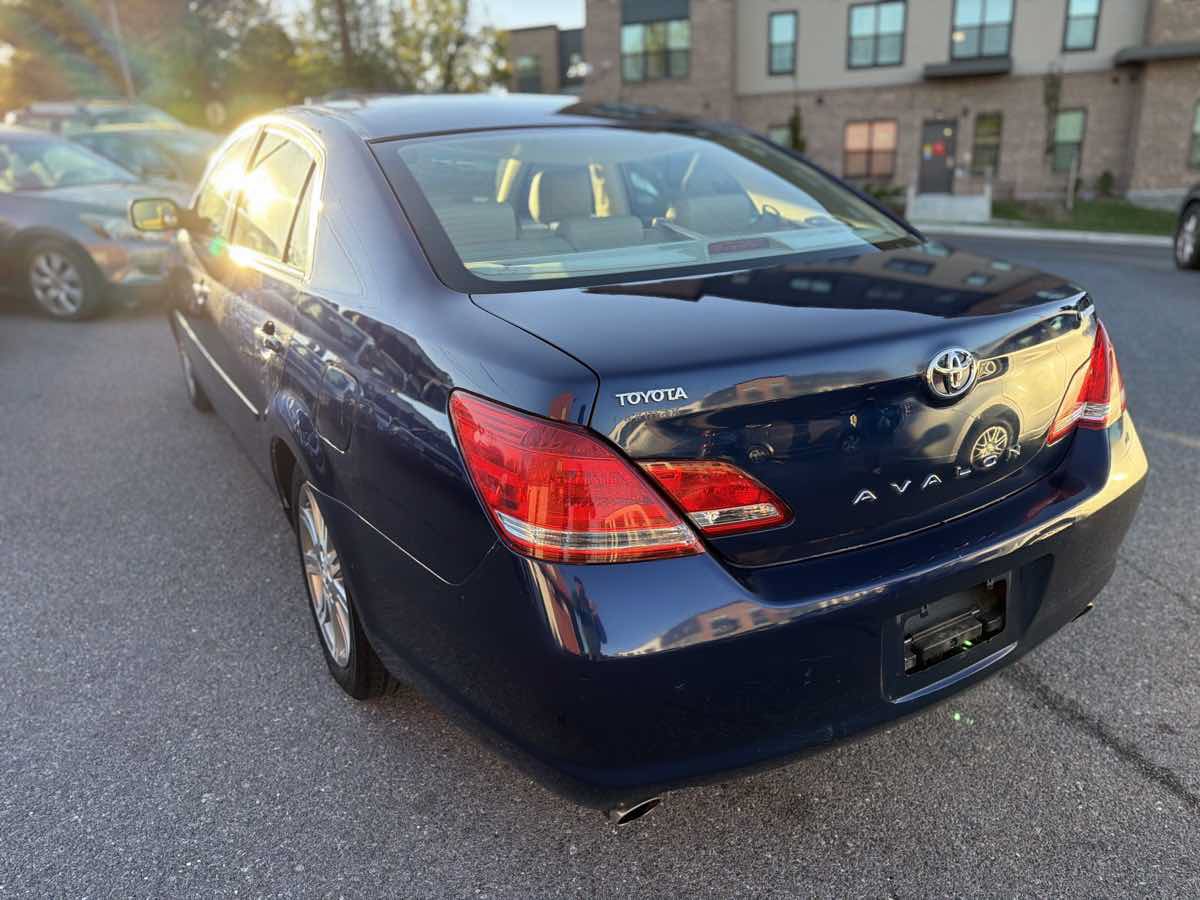 Used 2007 Toyota Avalon Limited FWD image 5