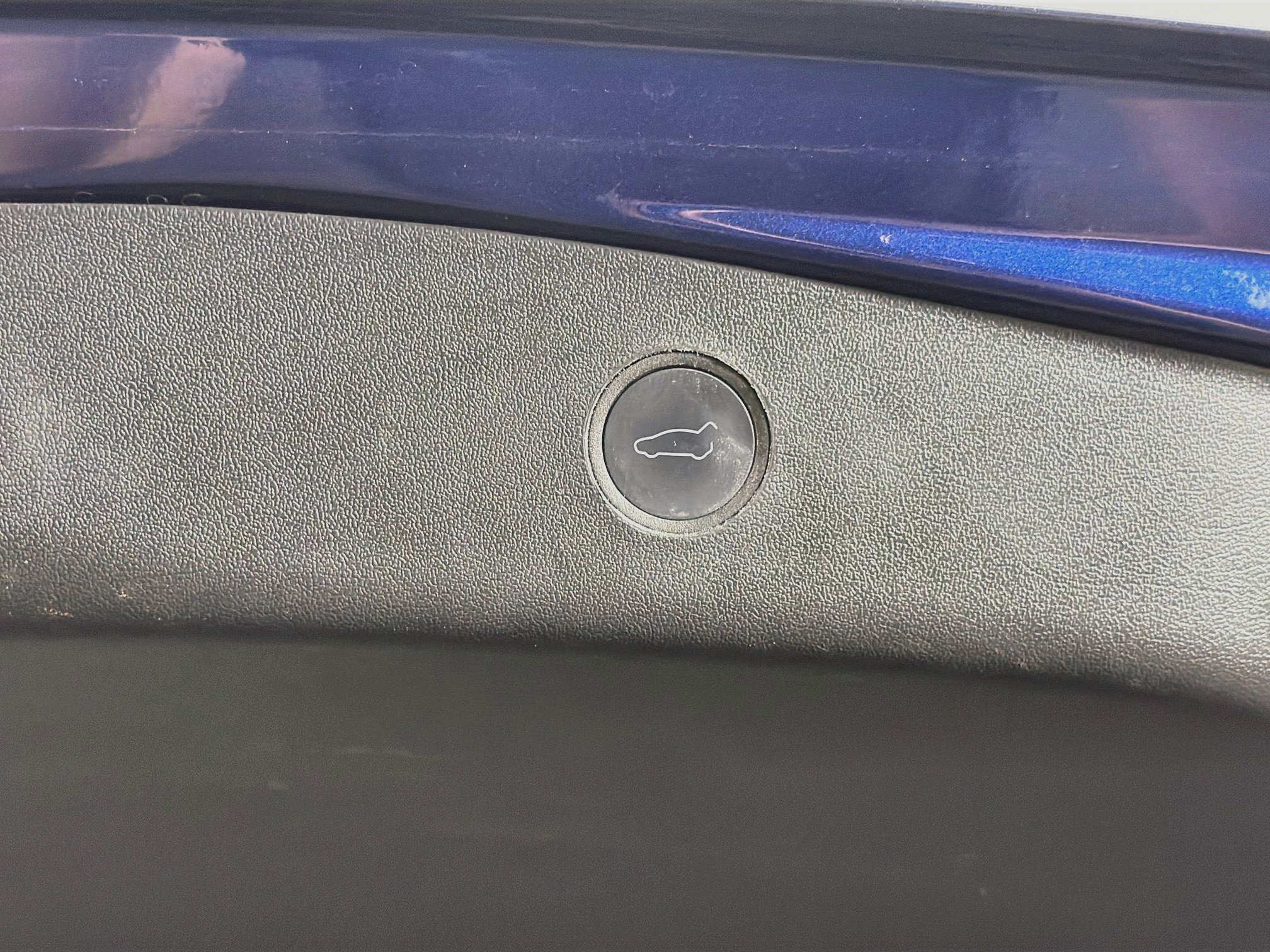 Used 2023 Tesla Model 3 Standard Range RWD image 30