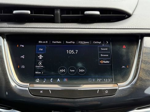 Used 2023 Cadillac XT6 Premium Luxury w/ Technology Package AWD/4WD image 14