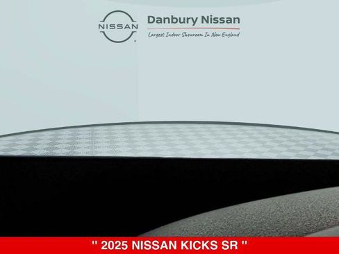 Certified 2025 Nissan Kicks SR w/ SR Premium Package AWD/4WD image 21