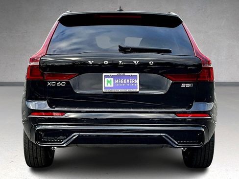 New 2026 Volvo XC60 B5 Plus w/ Protection Package Premier image 4