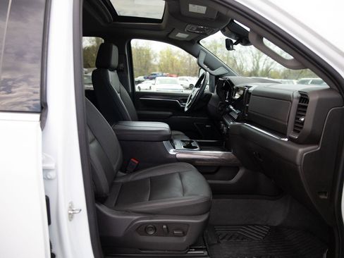 Certified 2024 Chevrolet Silverado 2500 LTZ w/ LTZ Convenience Package image 25