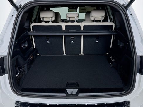 New 2026 Mercedes-Benz GLB 250 image 21