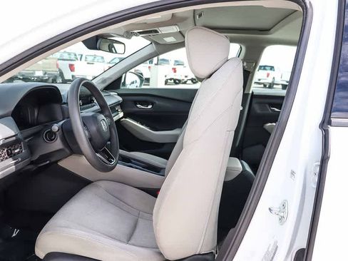Used 2024 Honda Accord EX image 18