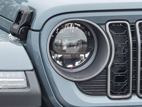 New 2026 Jeep Gladiator Sport image 16