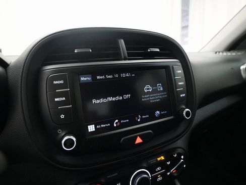 Certified 2023 Kia Soul LX w/ LX Technology Package image 6