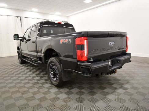 Used 2024 Ford F250 Lariat w/ Sport Appearance Package AWD/4WD image 5