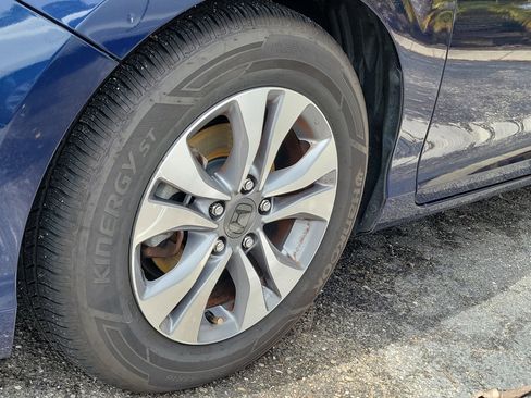 Used 2014 Honda Accord LX image 4