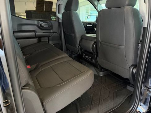Used 2022 Chevrolet Silverado 1500 LT RWD image 18