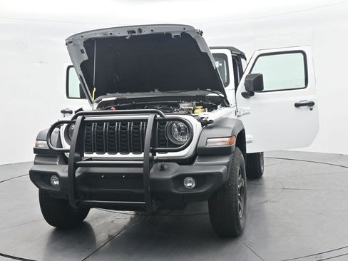 Used 2024 Jeep Wrangler Sport AWD/4WD image 42