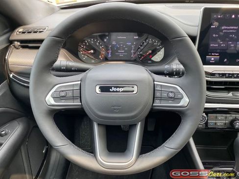 New 2025 Jeep Compass Limited w/ Sun & Sound Group image 18