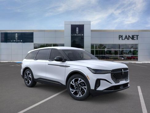 New 2025 Lincoln Nautilus Premier w/ Jet Appearance Package image 7