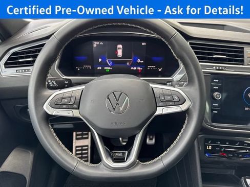 Certified 2023 Volkswagen Tiguan SE R-Line AWD/4WD image 12
