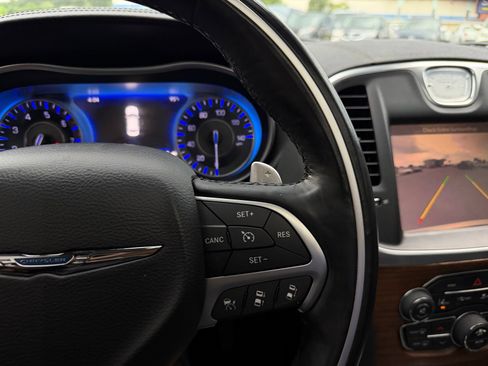 Used 2015 Chrysler 300 C Platinum w/ Harman/Kardon Audio Group RWD image 29