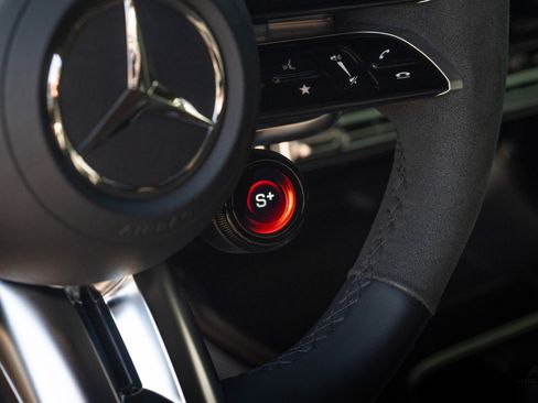 Used 2024 Mercedes-Benz CLA 45 AMG 4MATIC image 27