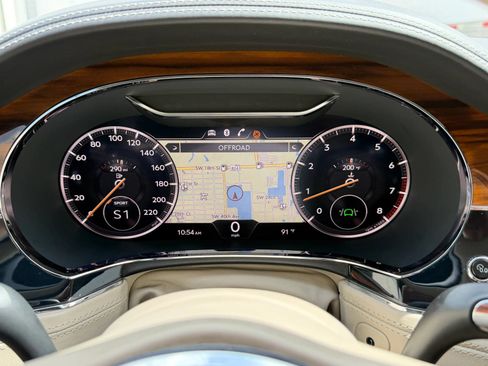Used 2020 Bentley Continental GT w/ First Edition Specification AWD/4WD image 15