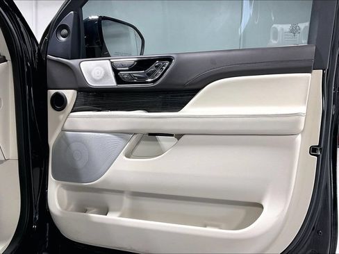 Used 2024 Lincoln Navigator Black Label AWD/4WD image 23