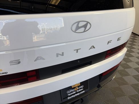 Certified 2025 Hyundai Santa Fe SEL AWD/4WD image 17