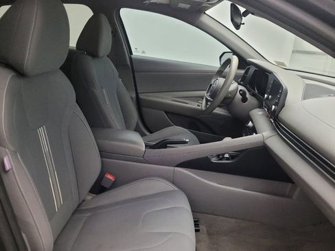 Used 2021 Hyundai Elantra SEL FWD image 21