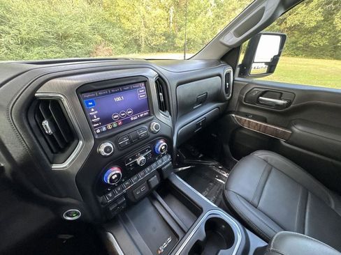 Used 2023 GMC Sierra 2500 Denali w/ Denali Ultimate Package image 8