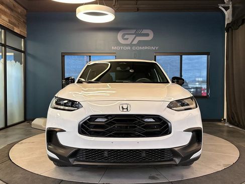 Used 2024 Honda HR-V Sport image 8