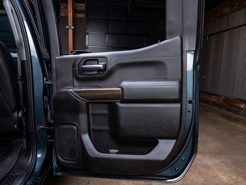 Used 2020 Chevrolet Silverado 1500 RST w/ All-Star Edition AWD/4WD image 36