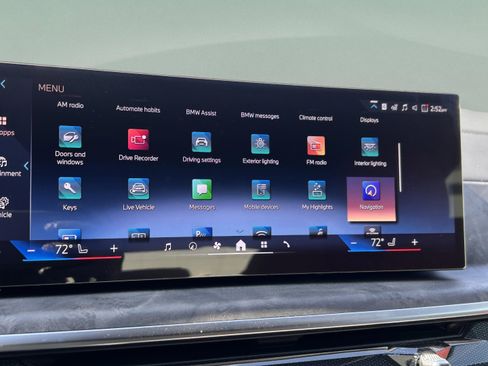 New 2026 BMW X6 xDrive40i w/ Premium Package image 18