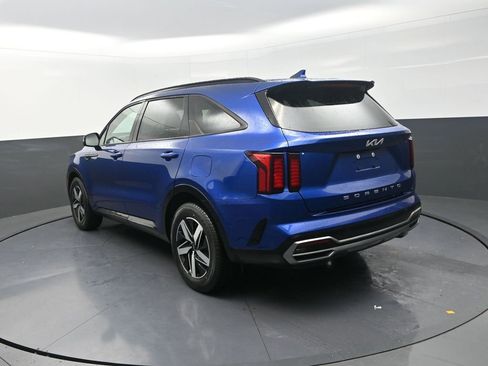 Used 2022 Kia Sorento S w/ Panoramic Sunroof Package image 6