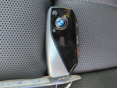 Used 2026 BMW i7 xDrive60 w/ Executive Package AWD/4WD image 37