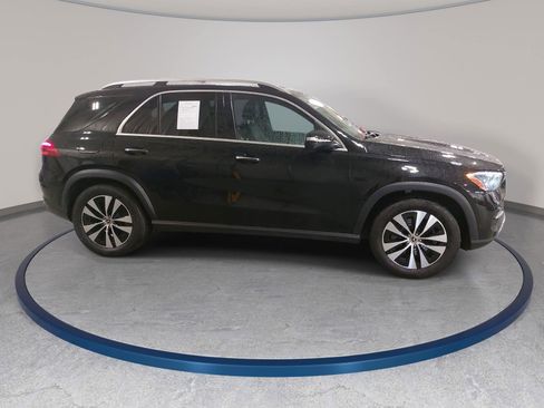 Used 2024 Mercedes-Benz GLE 350 4MATIC image 4